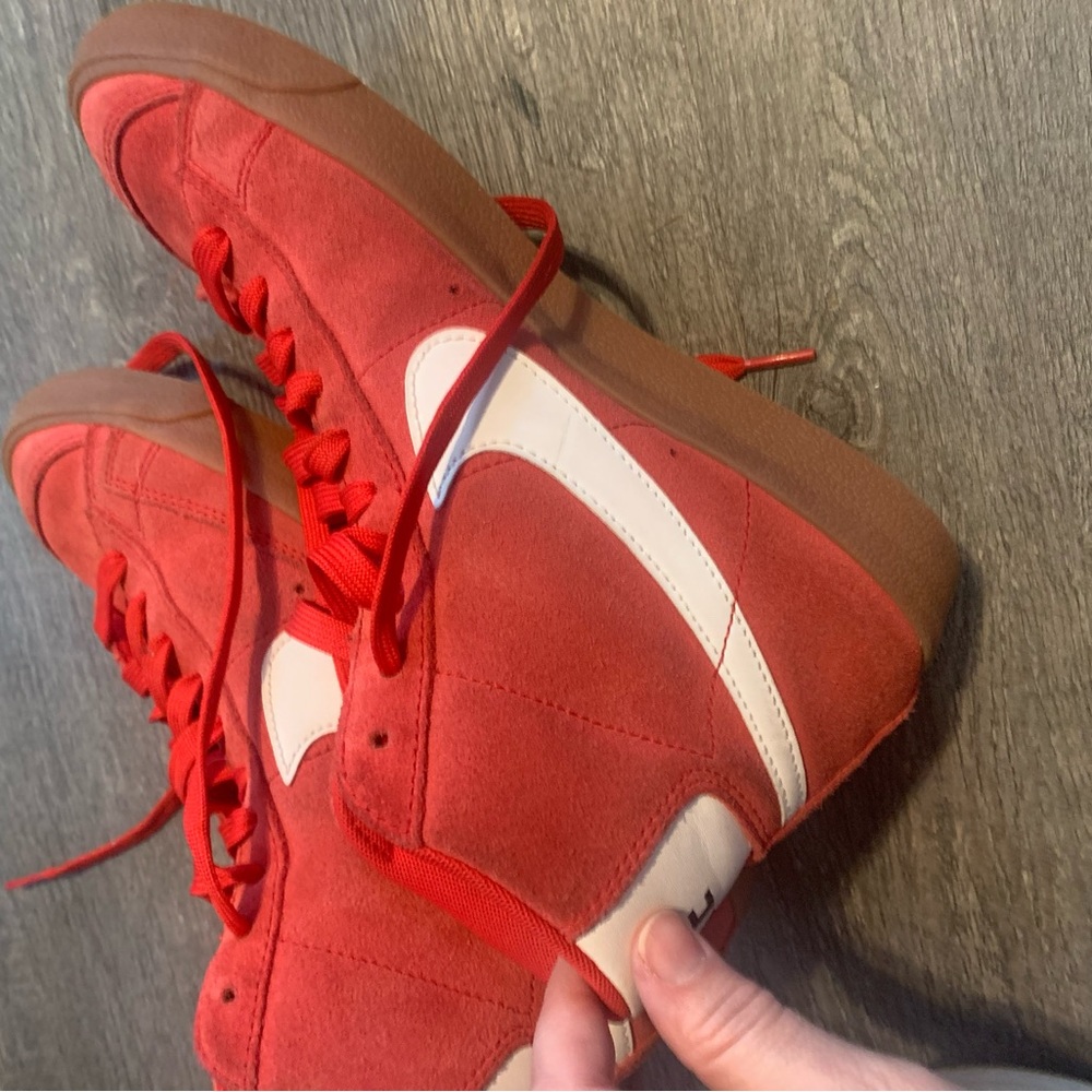 Nike Women's Red and White Suede Sneakers